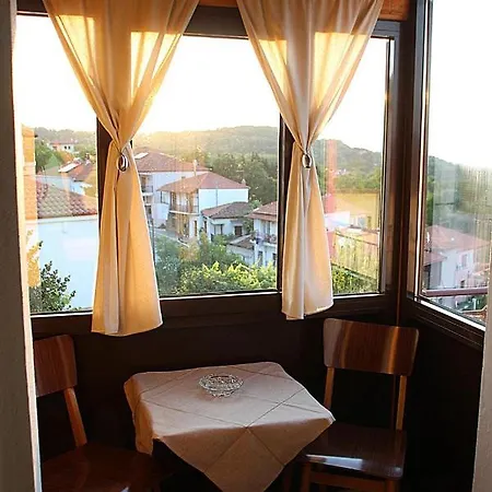 Apartment Traditional House 