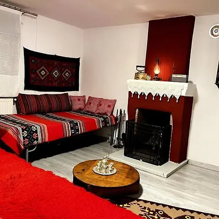 Apartment Traditional House 
